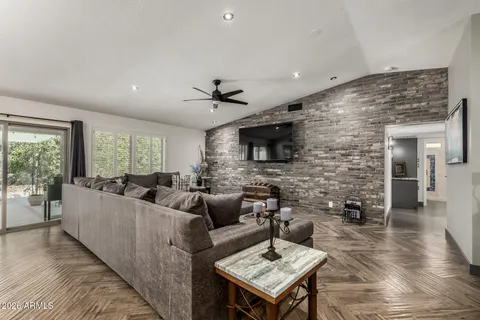 $615,000 | 10710 East Clinton Street, Scottsdale, AZ 85259