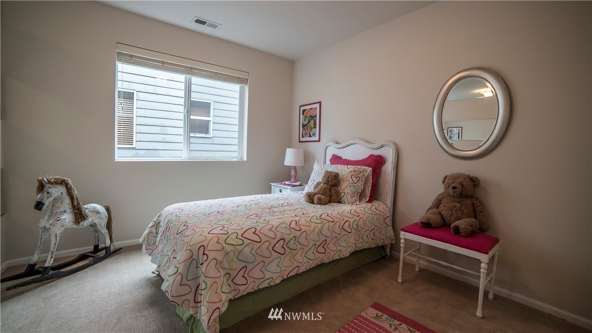 18526 Southeast 35th Drive Bothell, WA 98012 - Photo 15 of 23 Gallery Image 15