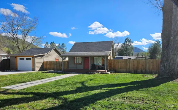 $249,000 | 115 Locust Street, Horseshoe Bend, ID 83629