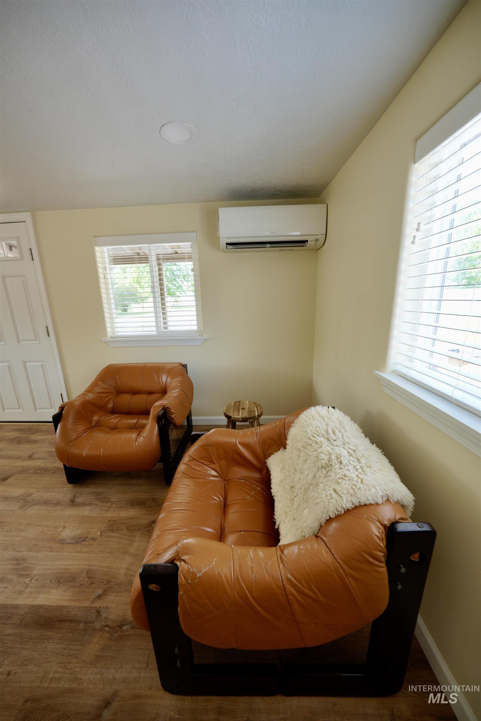 115 Locust Street Horseshoe Bend, ID 83629 - Photo 9 of 33