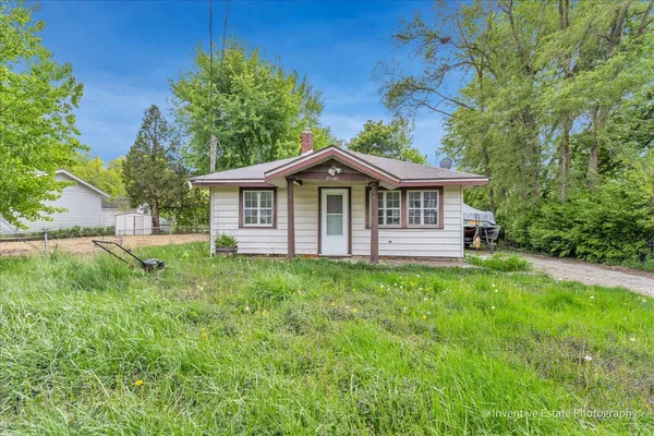 $134,900 | 26481 West Springwell Avenue, Antioch, IL 60002