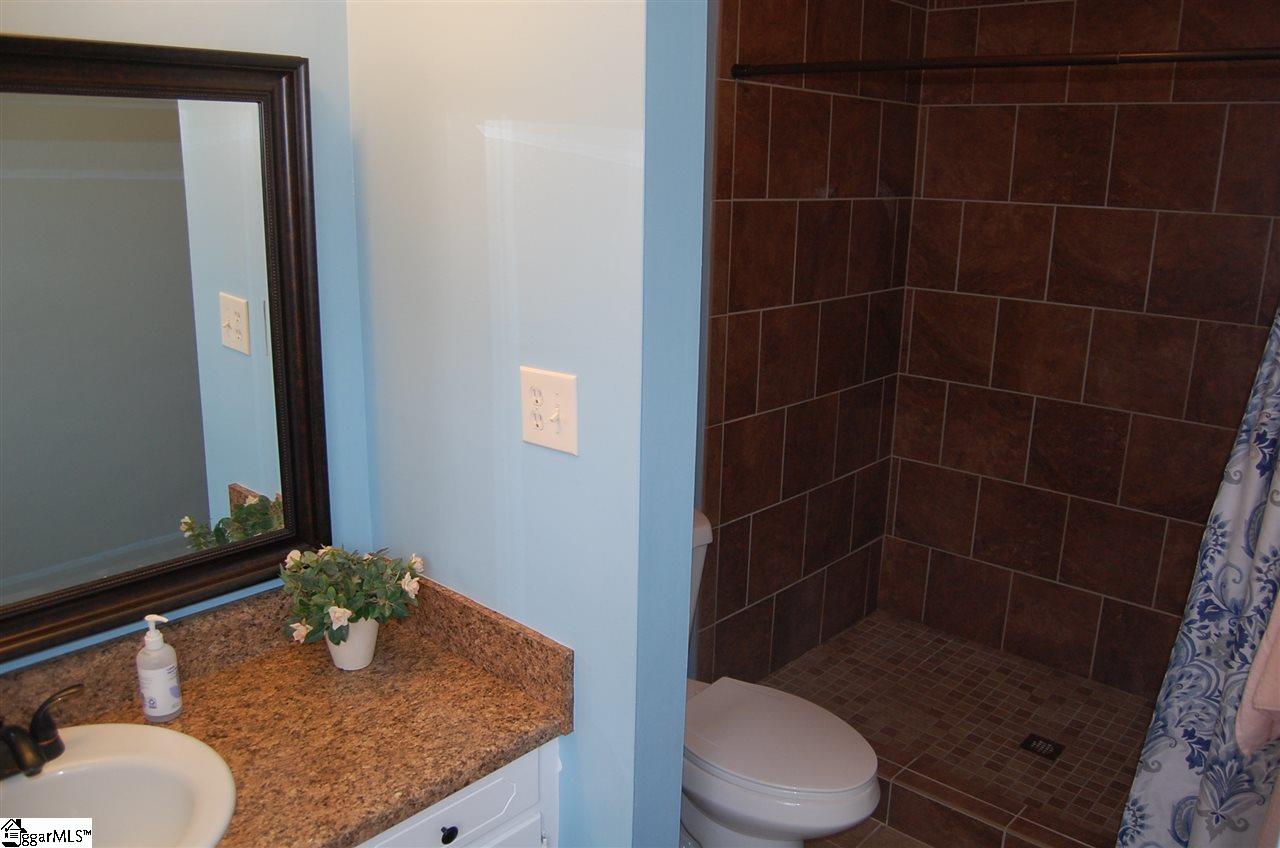 120 Brookbend Road Mauldin, SC 29662 - Photo 13 of 27 Gallery Image 13