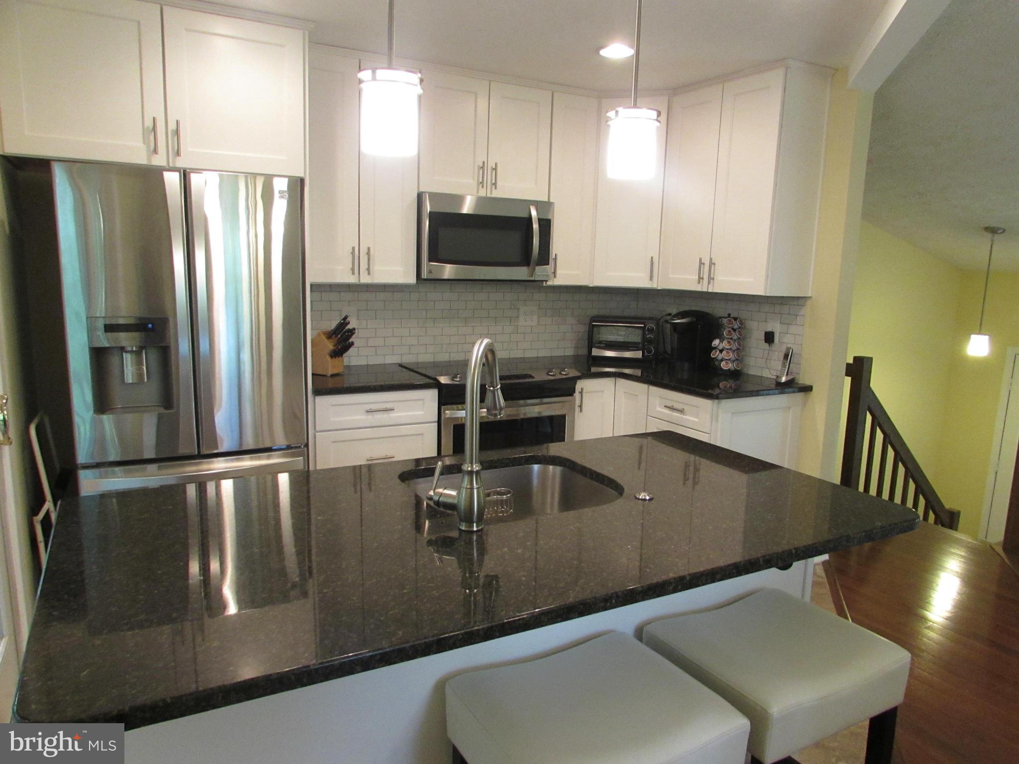 8658 Bali Road Ellicott City, MD 21043 - Photo 7 of 30 Kitchen