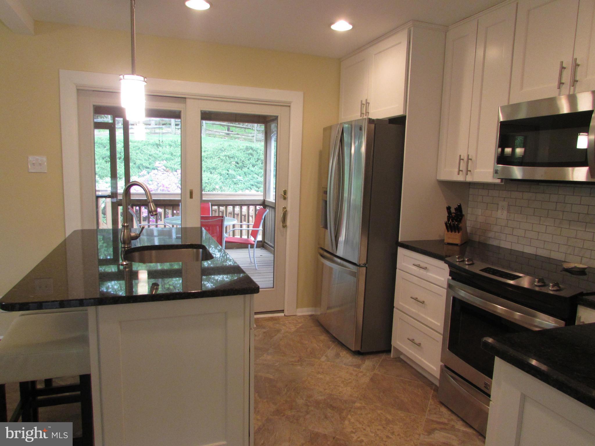 8658 Bali Road Ellicott City, MD 21043 - Photo 8 of 30 Kitchen