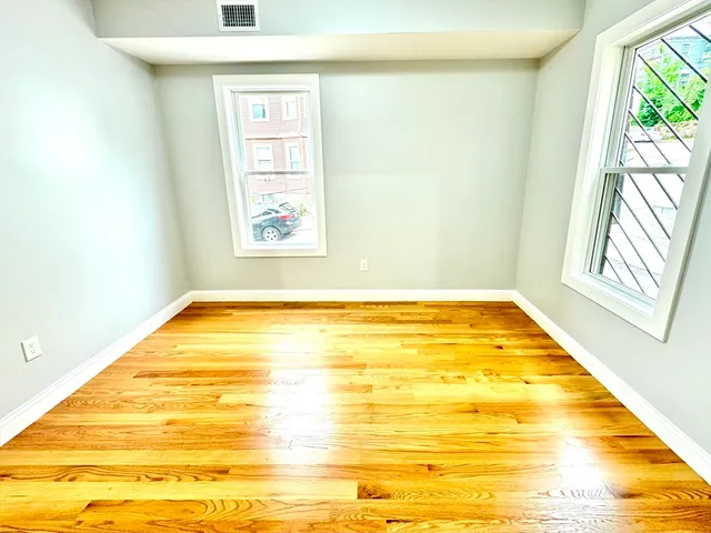 $4,900 | 190 Hillside Street, Unit 1, Boston, MA 02120