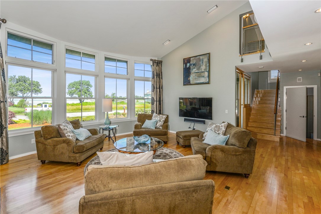 255 Channel View Warwick, RI 02889 - Photo 13 of 40