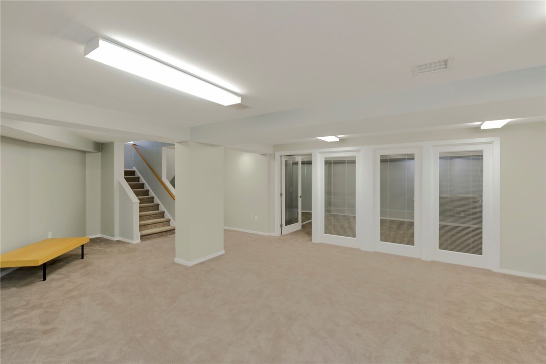255 Channel View Warwick, RI 02889 - Photo 33 of 40