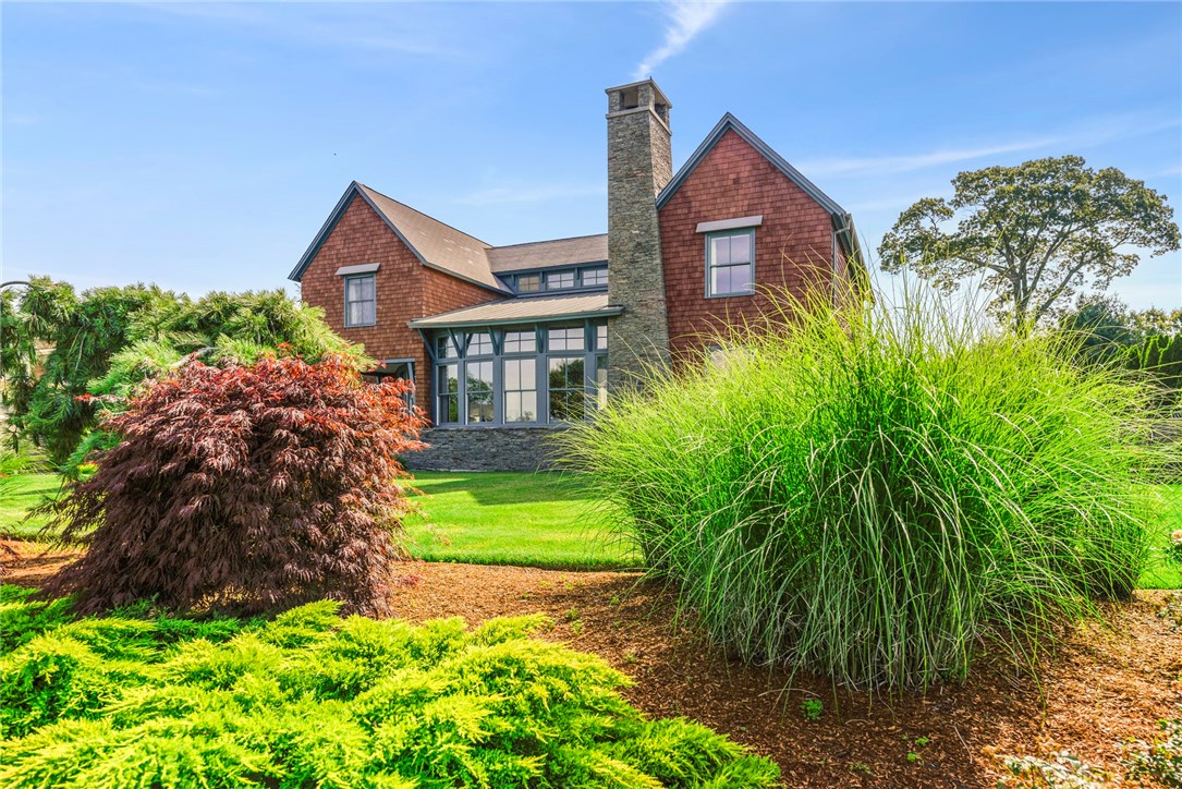 255 Channel View Warwick, RI 02889 - Photo 4 of 40