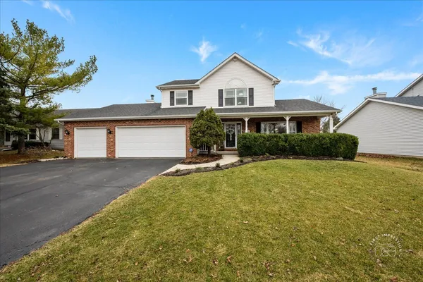 $450,000 | 321 Jake Lane, Hampshire, IL 60140