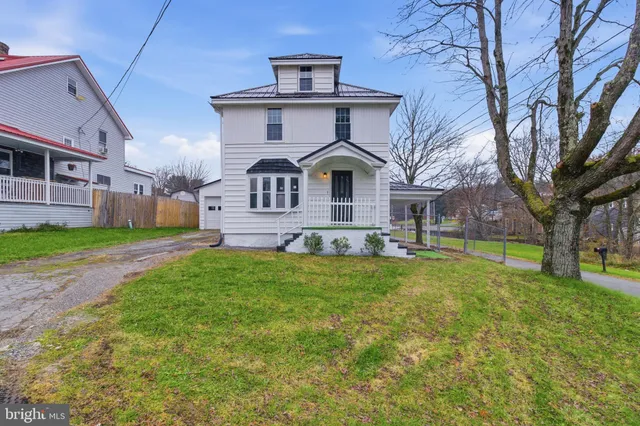 $134,900 | 54 4th Street, Madera, PA 16661