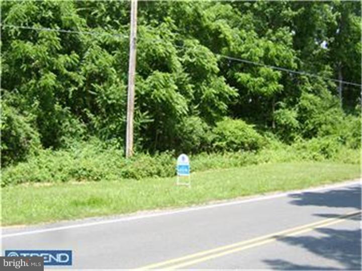 2101 River Road Reading, PA 19605 - Photo 1 of 6