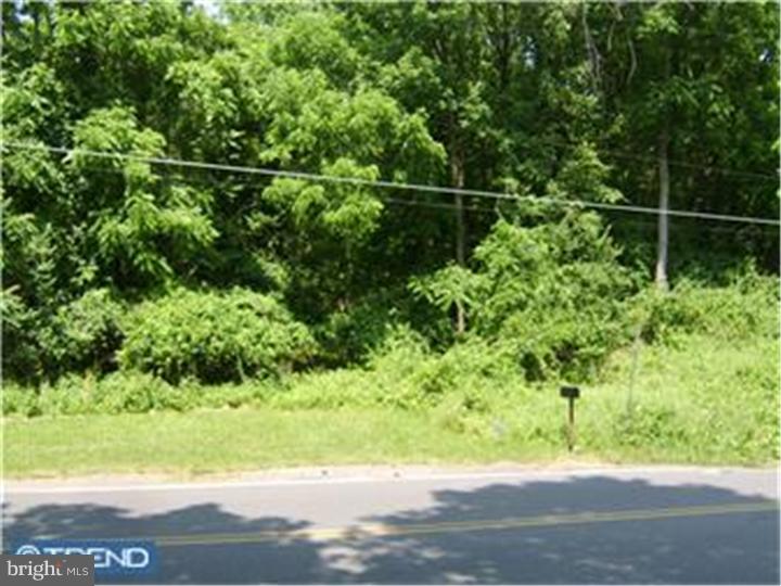 2101 River Road Reading, PA 19605 - Photo 5 of 6