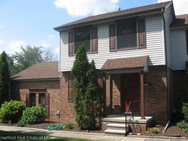 $1,850 | 23745 Middlebelt Road, Farmington, MI 48336