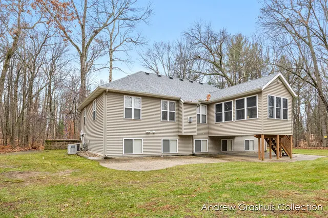 $499,900 | 10533 Scenic Pines Court Northeast, Rockford, MI 49341