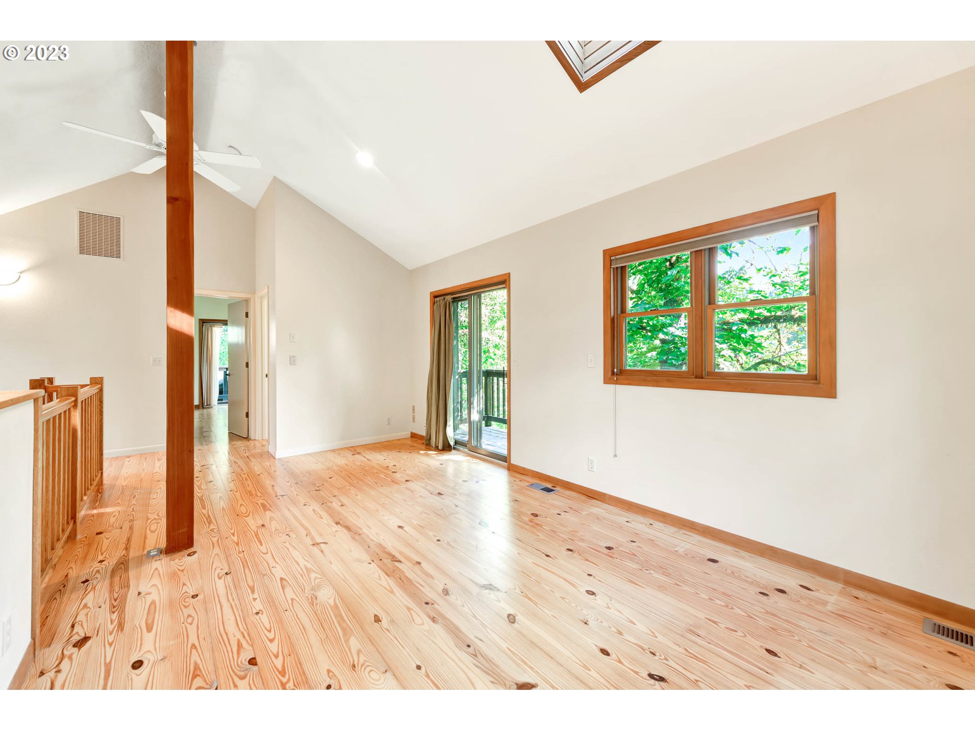 77383 Mosby Creek Road Cottage Grove, OR 97424 - Photo 23 of 48 Loft