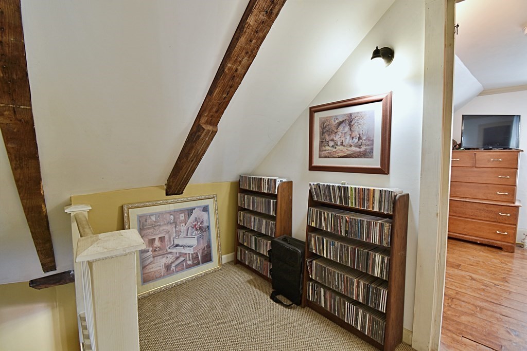 16 Summit Avenue Sturbridge, MA 01518 - Photo 39 of 42