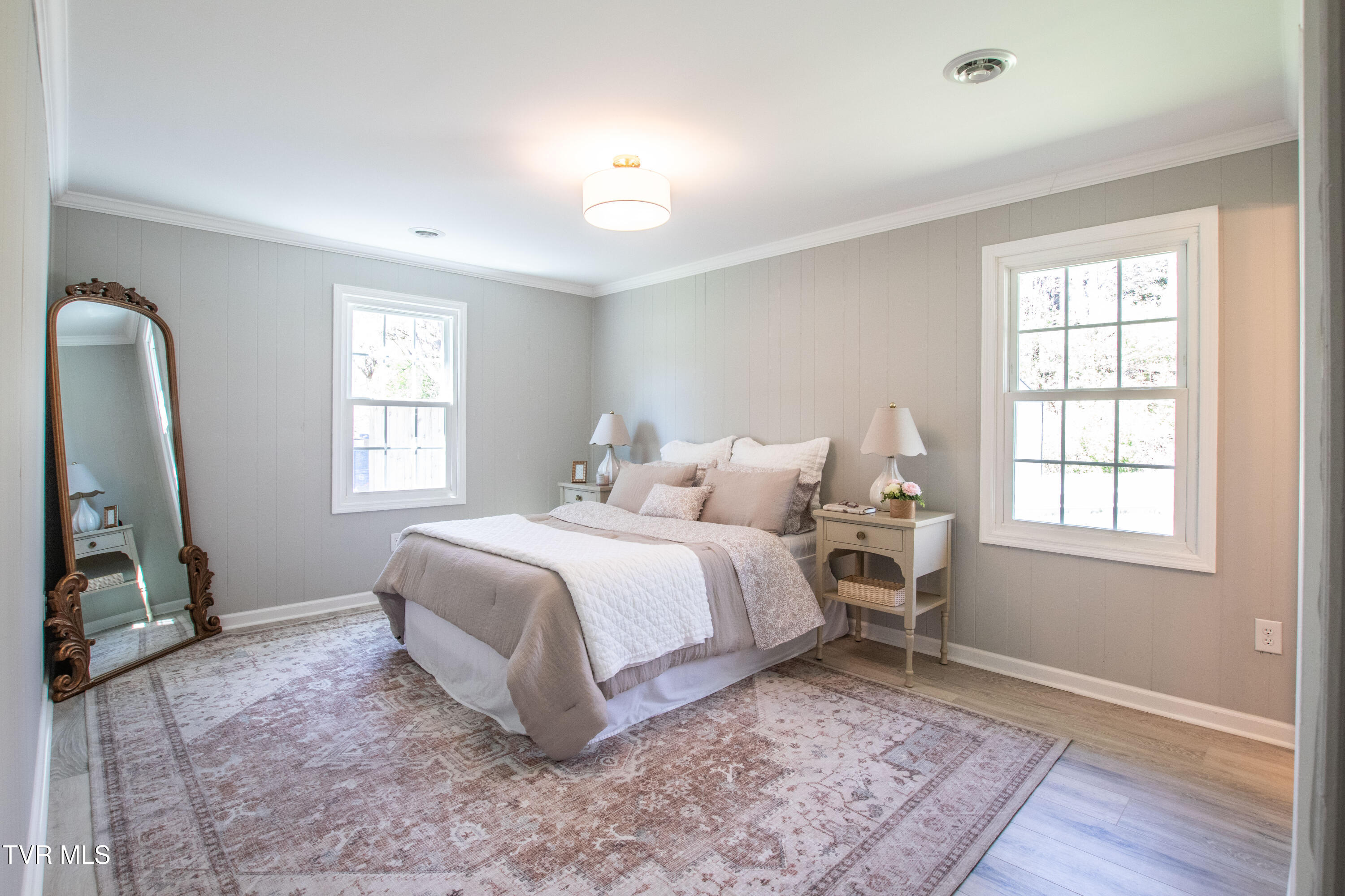 1276 Old Airport Road Bristol, VA 24201 - Photo 10 of 29 Primary Suite