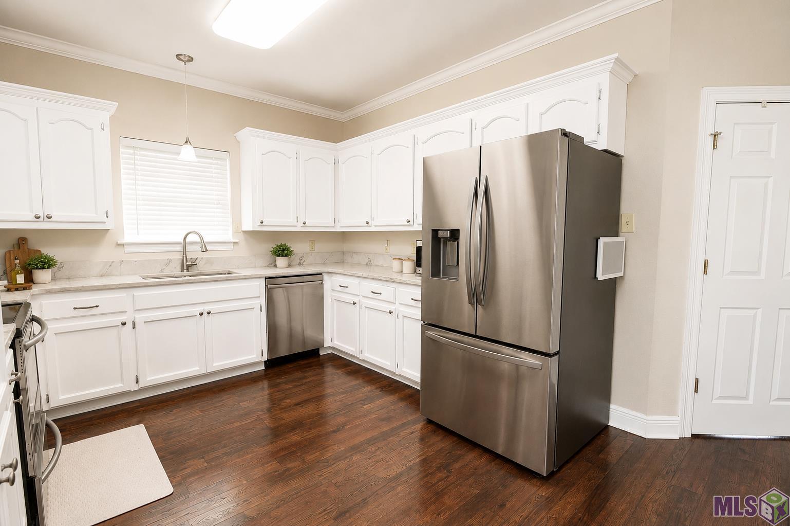 218 Blue Ridge Drive Gray, LA 70359 - Photo 7 of 19