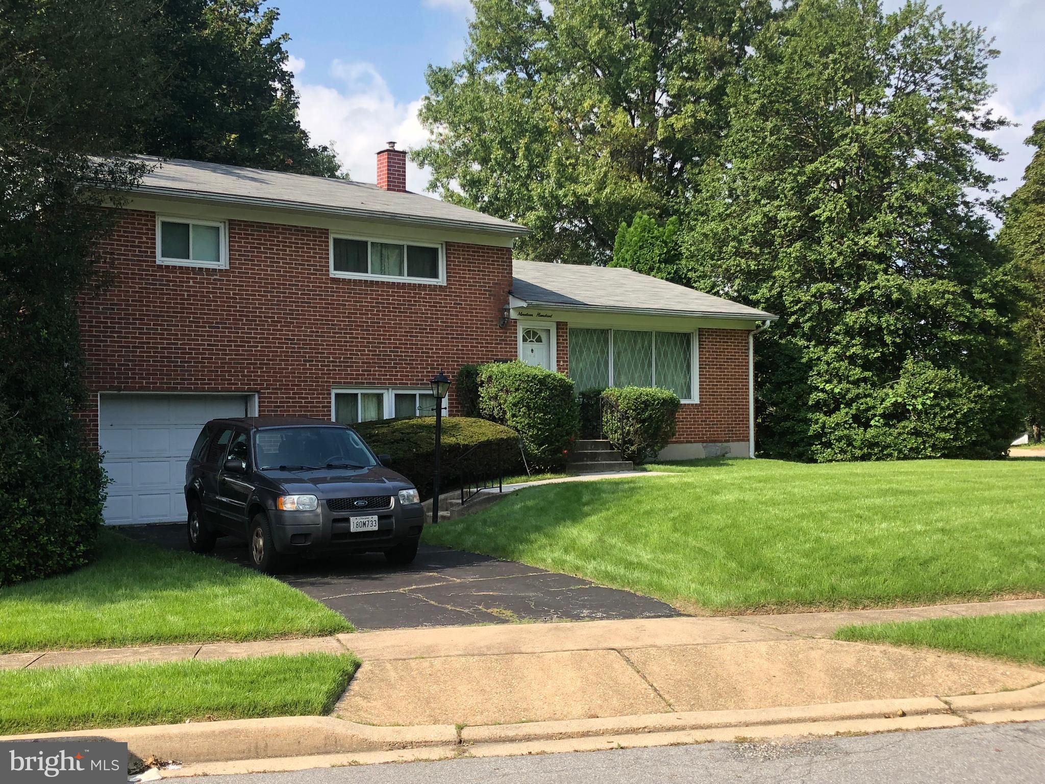 1900 Tadcaster Road Baltimore, MD 21228 - Photo 2 of 2 Exterior (Front)