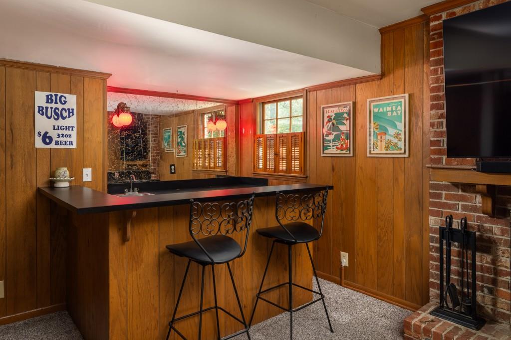 4924 Mountclaire Road Stone Mountain, GA 30087 - Photo 16 of 39