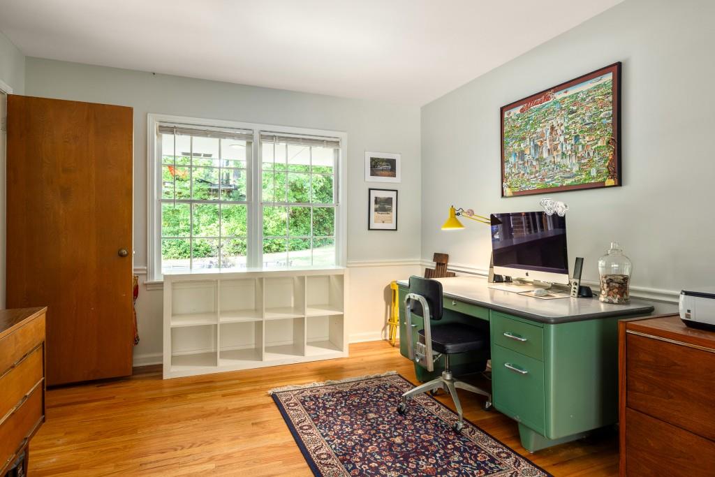 4924 Mountclaire Road Stone Mountain, GA 30087 - Photo 18 of 39