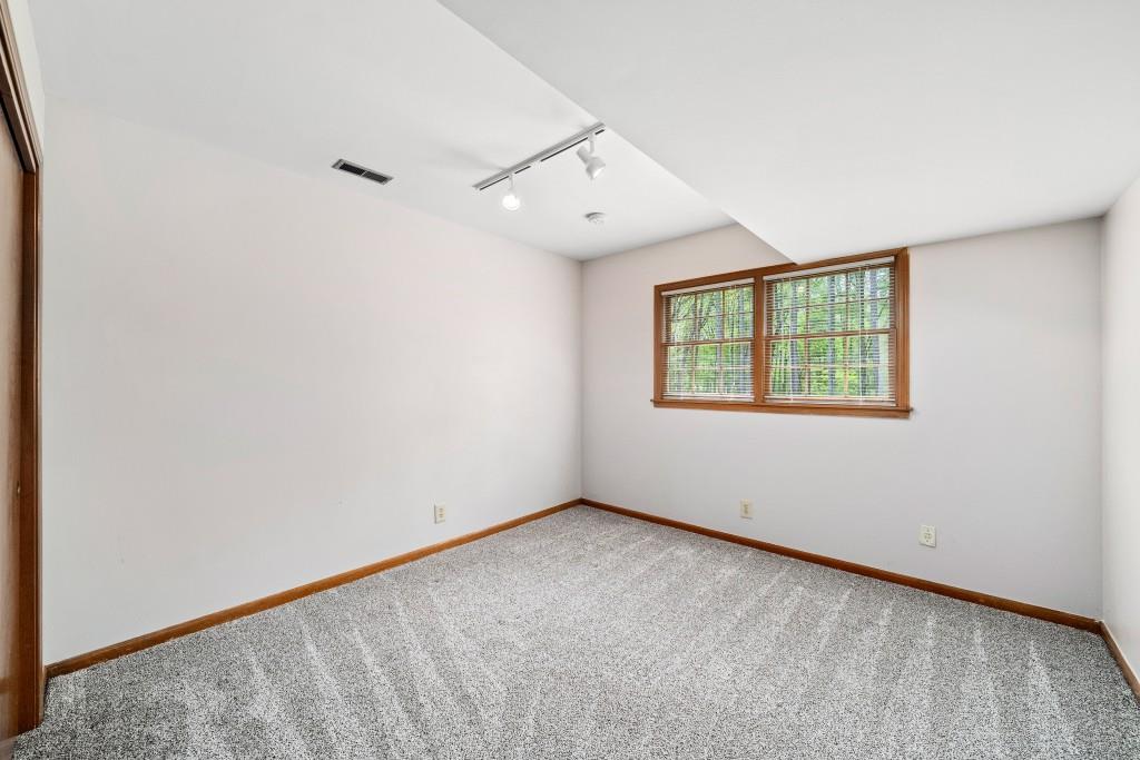 4924 Mountclaire Road Stone Mountain, GA 30087 - Photo 29 of 39