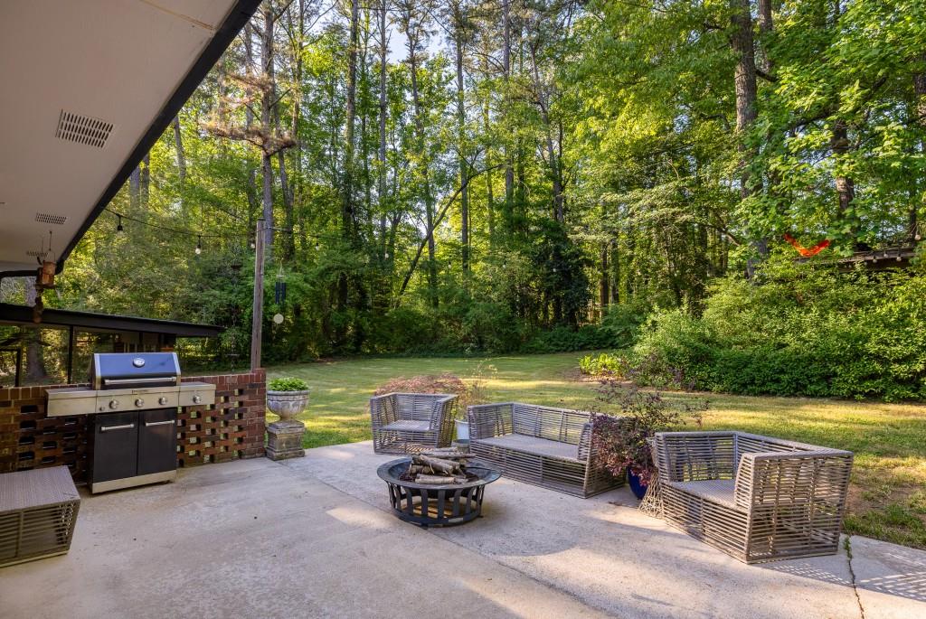 4924 Mountclaire Road Stone Mountain, GA 30087 - Photo 33 of 39