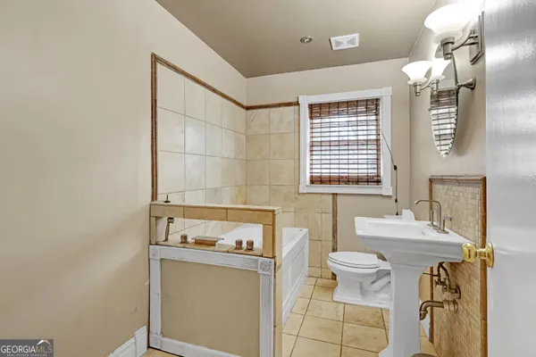 $229,900 | 1077 Helen Street, Morrow, GA 30260