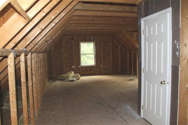 10 North Brookfield Road Brookfield, MA 01506 - Photo 13 of 19 Gallery Image 13