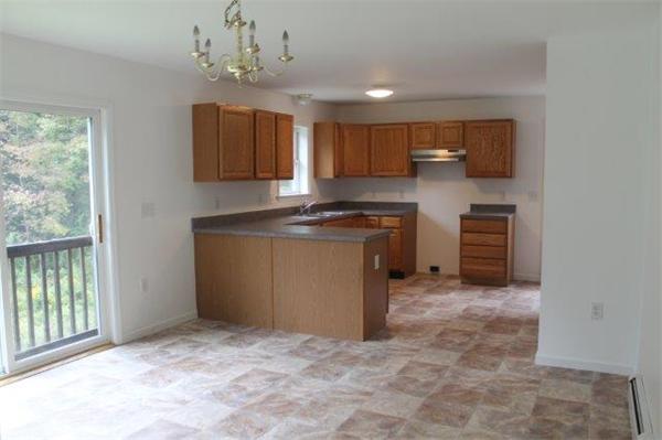 10 North Brookfield Road Brookfield, MA 01506 - Photo 5 of 19 Gallery Image 5