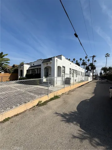 $650,000 | 5112 South Van Ness Avenue, Los Angeles, CA 90062
