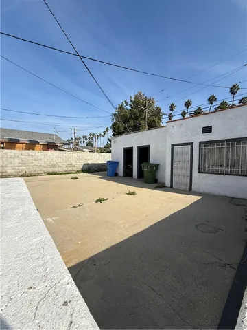 $650,000 | 5112 South Van Ness Avenue, Los Angeles, CA 90062