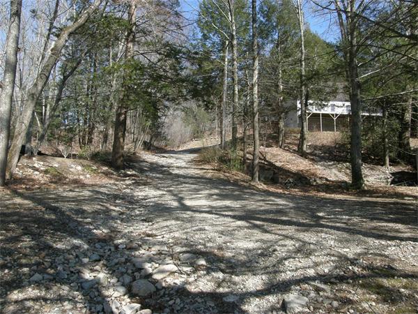 37 Breaults Landing Road Thompson, CT 06277 - Photo 4 of 30