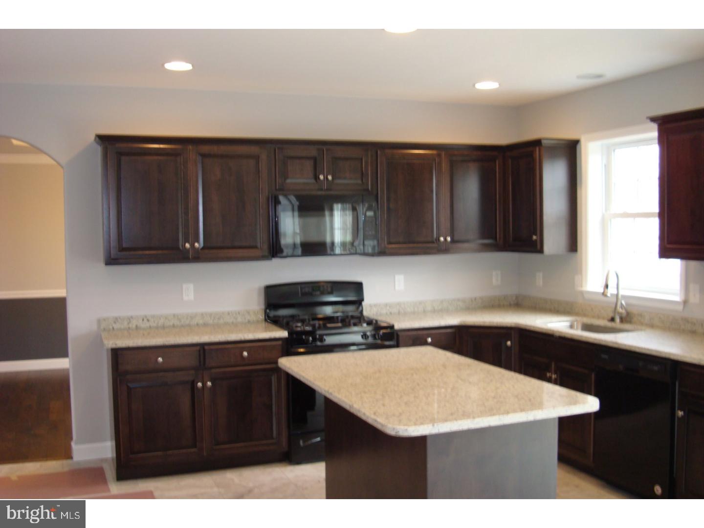 632 Ebersole Road Reading, PA 19605 - Photo 4 of 9 Gallery Image 4