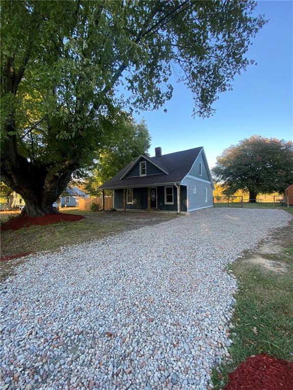 4815 Davis Road Winston-Salem, NC 27105 - Photo 2 of 14 Gallery Image 2