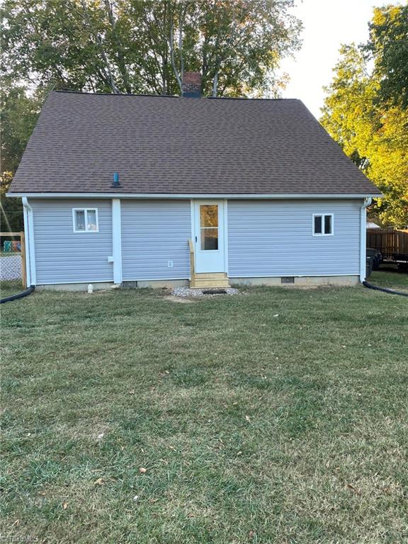 4815 Davis Road Winston-Salem, NC 27105 - Photo 3 of 14 Gallery Image 3