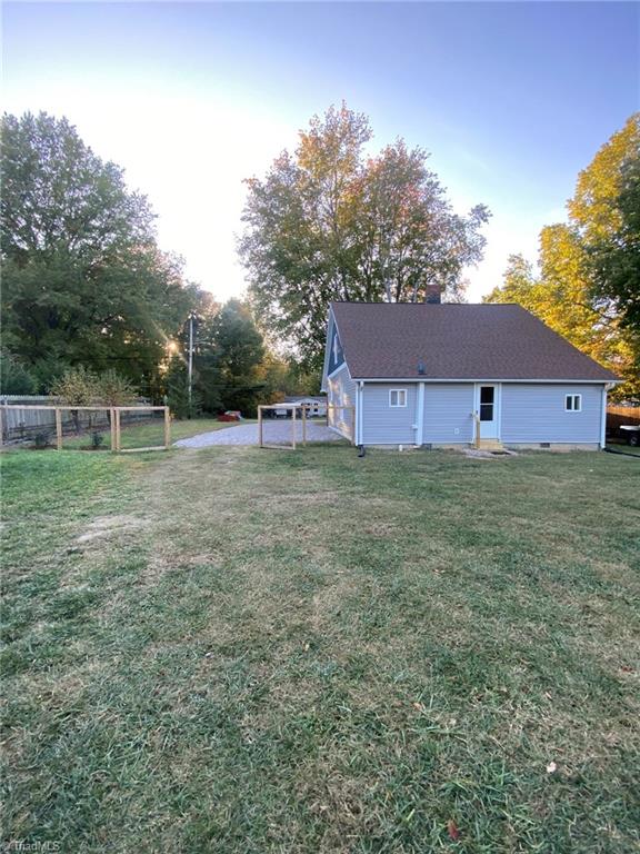 4815 Davis Road Winston-Salem, NC 27105 - Photo 4 of 14 Gallery Image 4