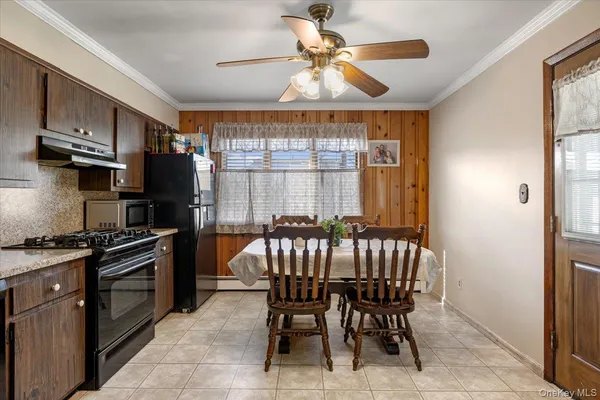 $649,888 | 299 37th Street, Lindenhurst, NY 11757