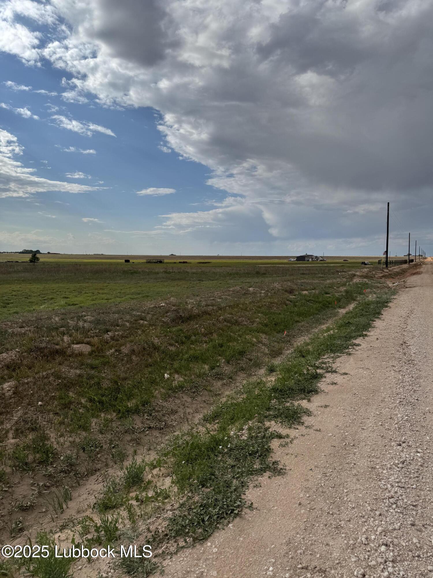 21708 County Road 2040 Lubbock, TX 79424 - Photo 2 of 5 IMG_5405