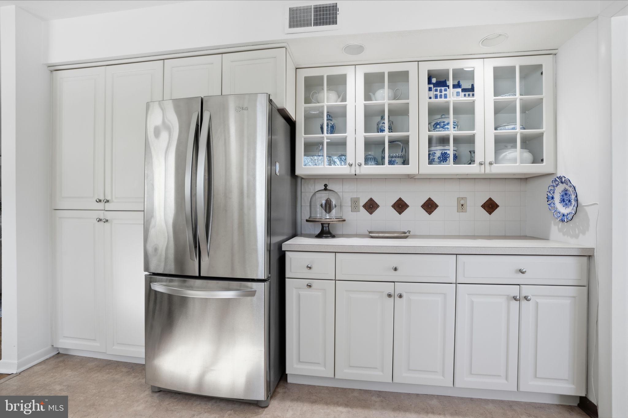 216 Bruce Road Washington Crossing, PA 18977 - Photo 12 of 49 kitchen