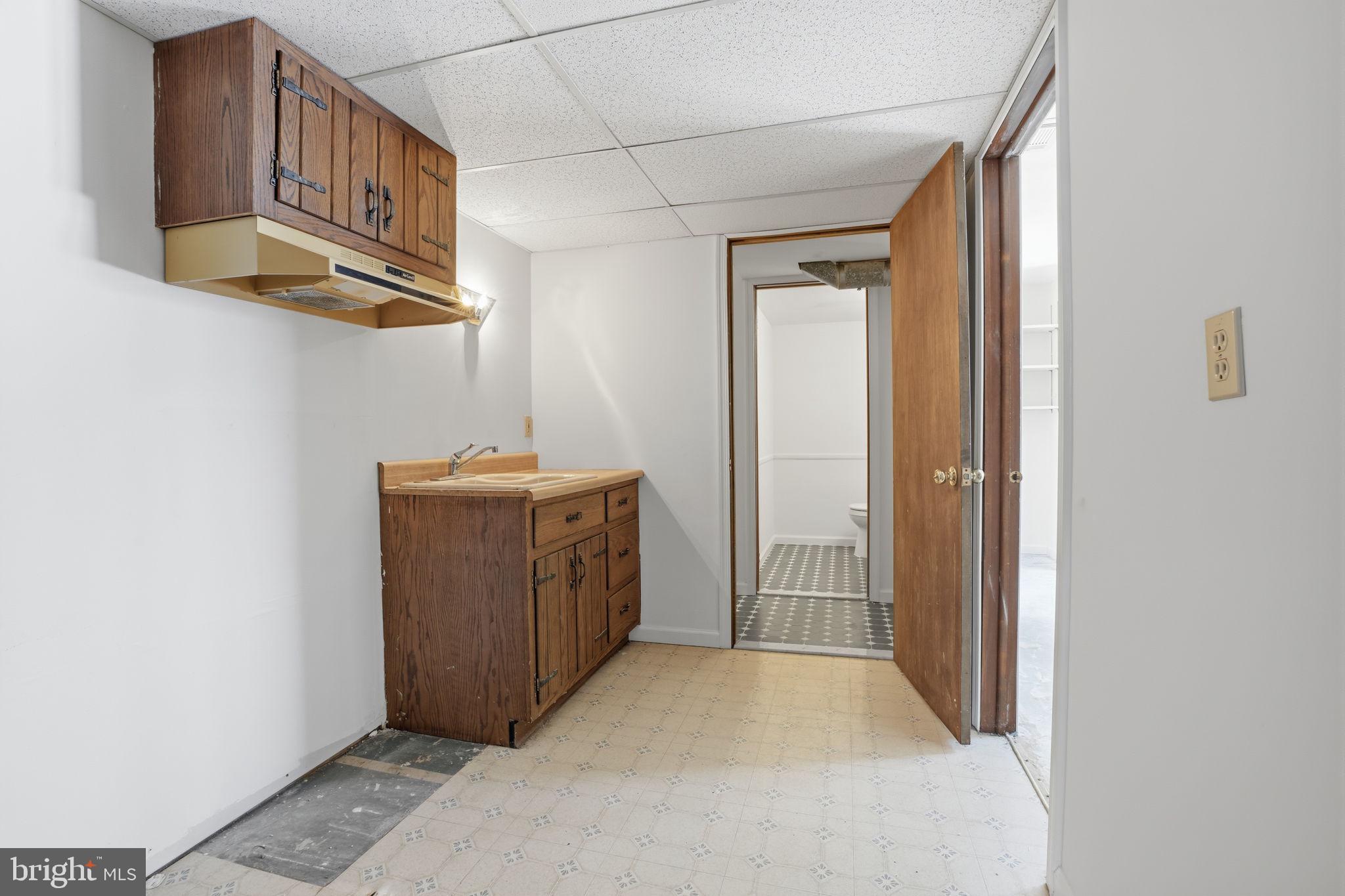 216 Bruce Road Washington Crossing, PA 18977 - Photo 27 of 49 kitchenette in basement