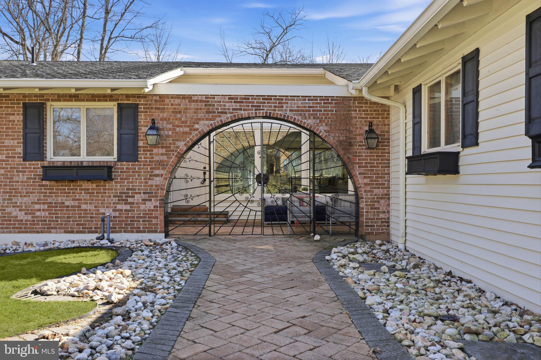 216 Bruce Road Washington Crossing, PA 18977 - Photo 3 of 49