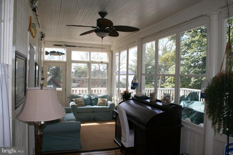 105 Edgewater Road Severna Park, MD 21146 - Photo 19 of 29 Florida Room, Heated with terrific views.