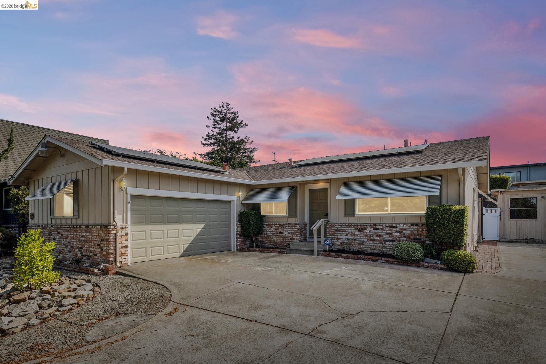 1112 Kelvin Road El Sobrante, CA 94803 - Photo 1 of 49 Gallery Image 1
