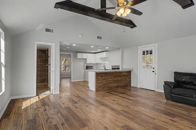 $175,000 | 232 Spring Valley, Azle, TX 76020