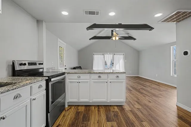 $175,000 | 232 Spring Valley, Azle, TX 76020