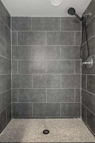 $175,000 | 232 Spring Valley, Azle, TX 76020