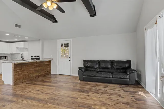 $175,000 | 232 Spring Valley, Azle, TX 76020