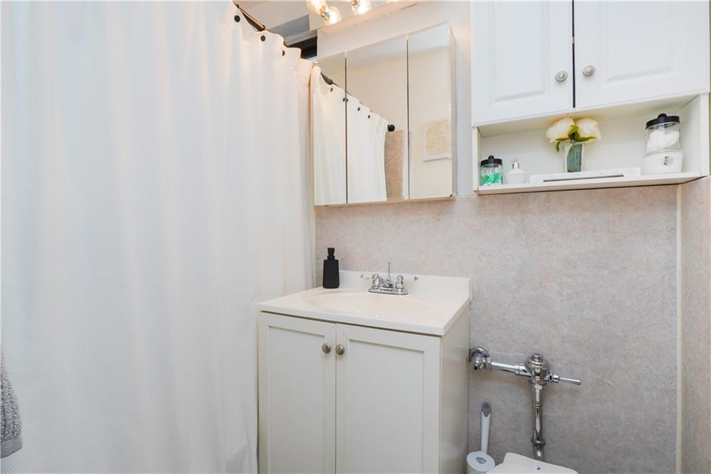 61 Oliver Street, Unit 2V Brooklyn, NY 11209 - Photo 22 of 22