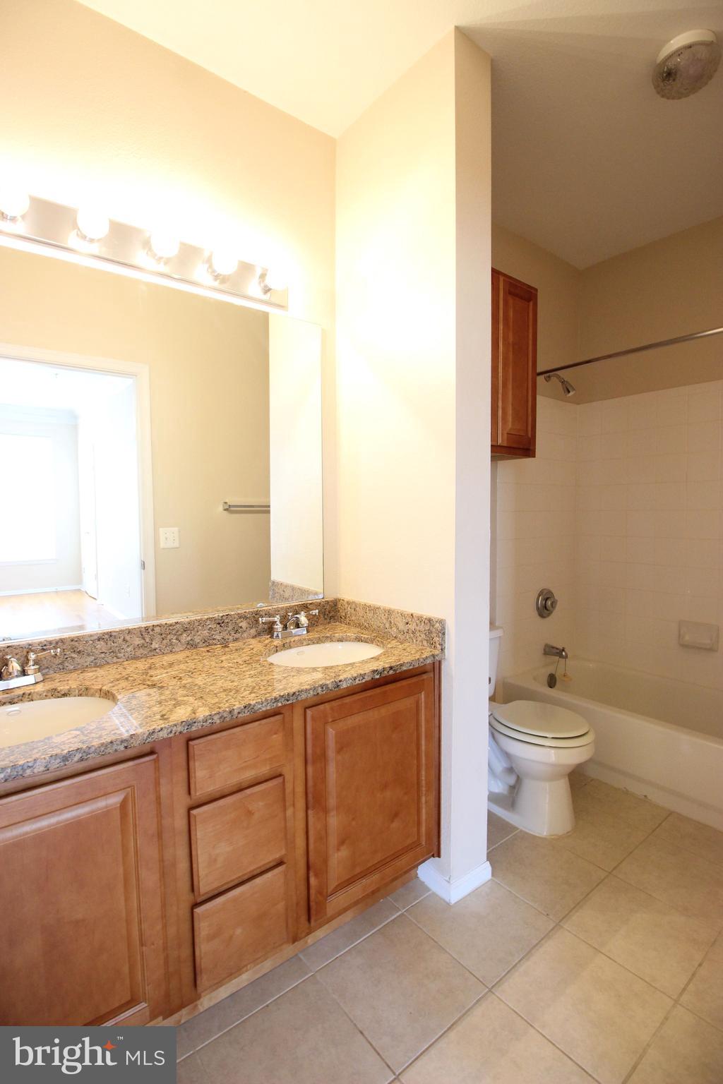 1550 Spring Gate Dr., Unit 8308 McLean, VA 22102 - Photo 11 of 17